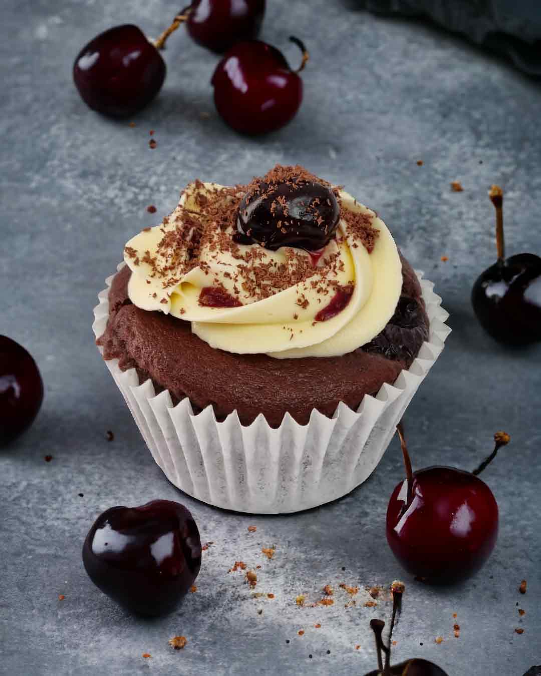 Ashas-Cupcakes-Black-Forest-Gateau-Cupcake