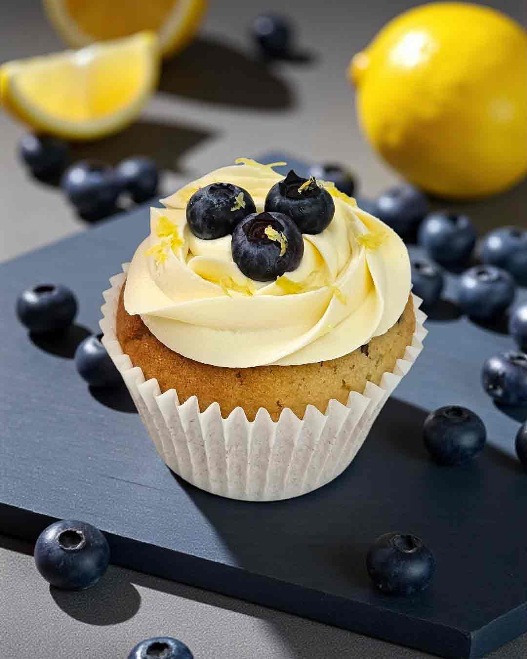 Blueberry-and-Lemon-Cupcake