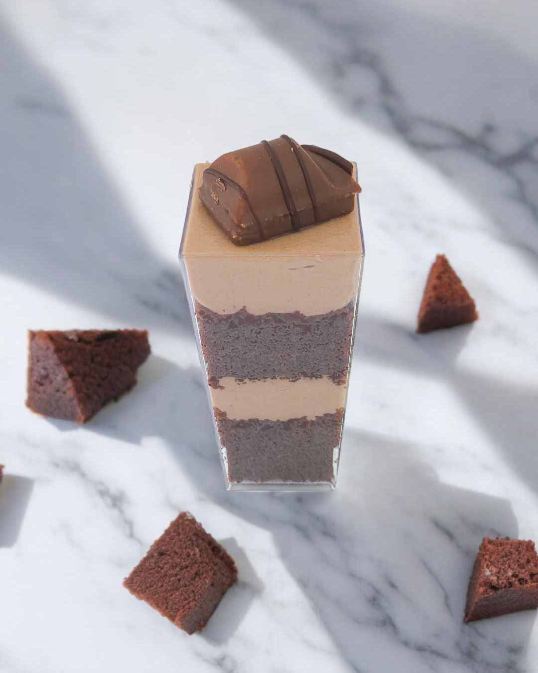 Ashas-Cupcakes-Kinder-Bueno-Cheesecake-Shooter2