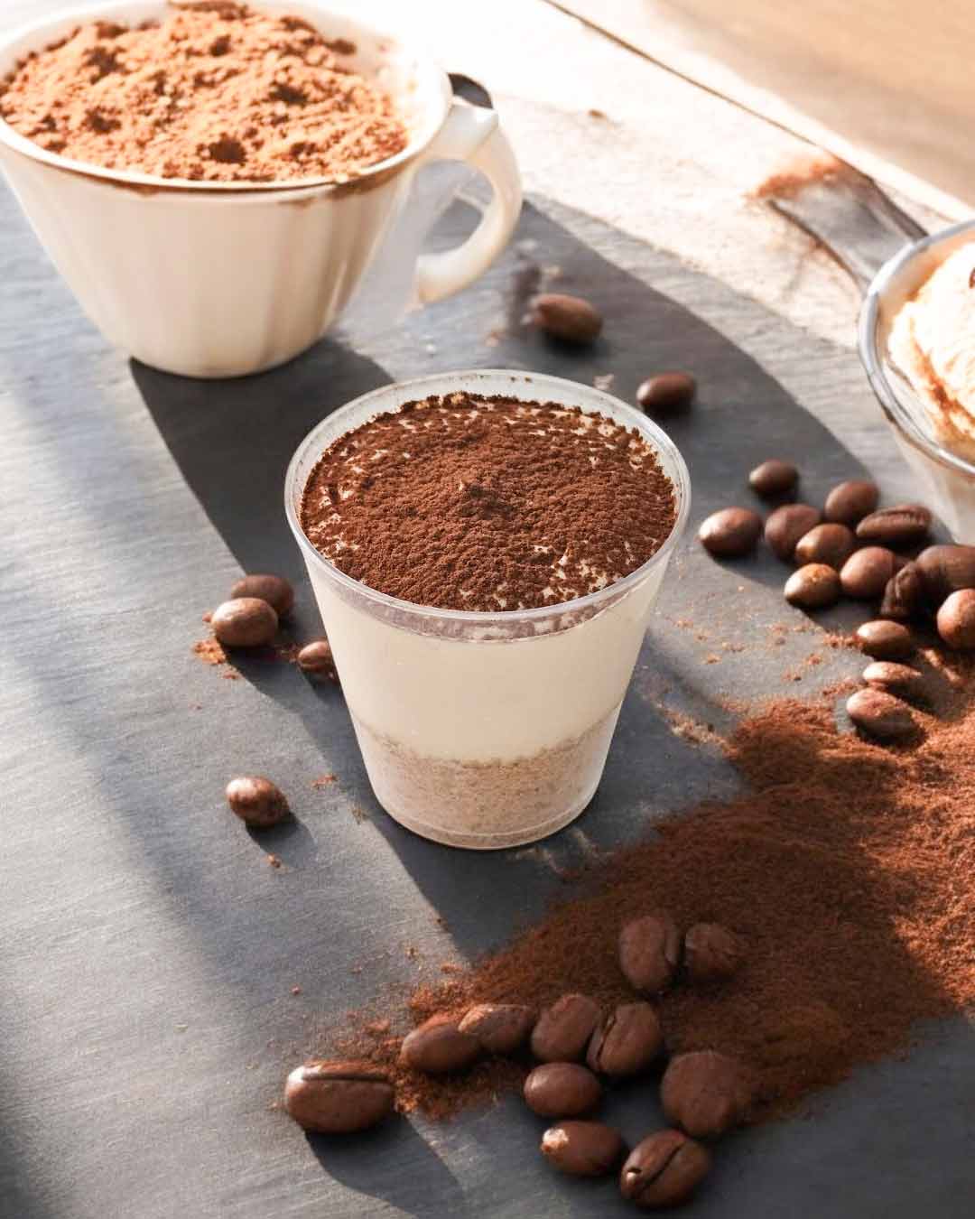 Tiramisu-Mini-Cheesecake-Pot